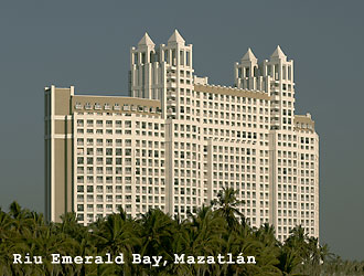 RIU Hotel in Mazatlan Emerald Bay