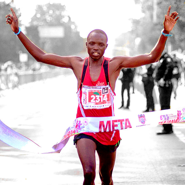 2017 Mazatlan Marathon winner Benjamin Kiplimo