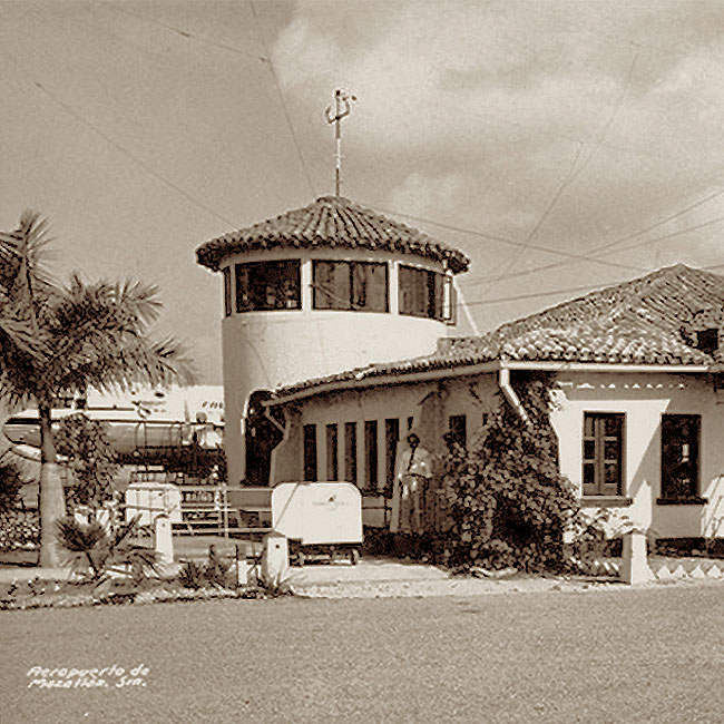 Mazatlan airport in the 1950s