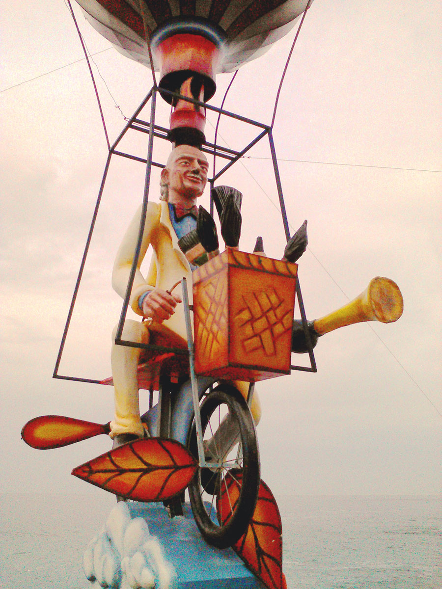Mazatlán Monigote de Carnaval: Aeronauta